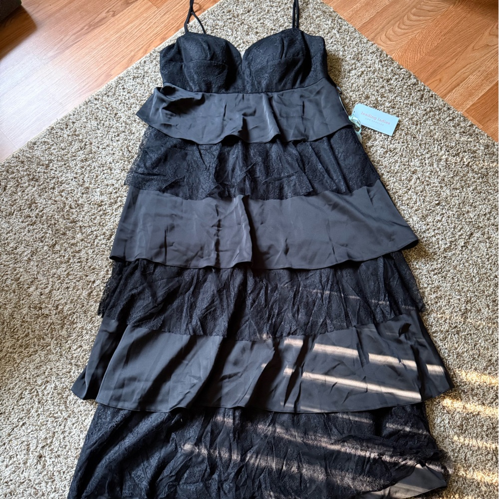 BRAND NEW LEADING LADIES DRESS 💞